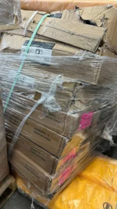 28 Pallets of Amazon Large Bulk - Image 2