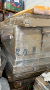 28 Pallets of Amazon Large Bulk - Image 5
