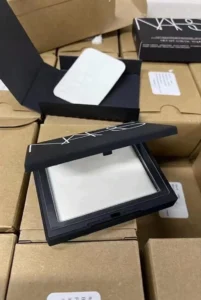 NARS Light Reflecting Pressed Setting Powder - Image 3